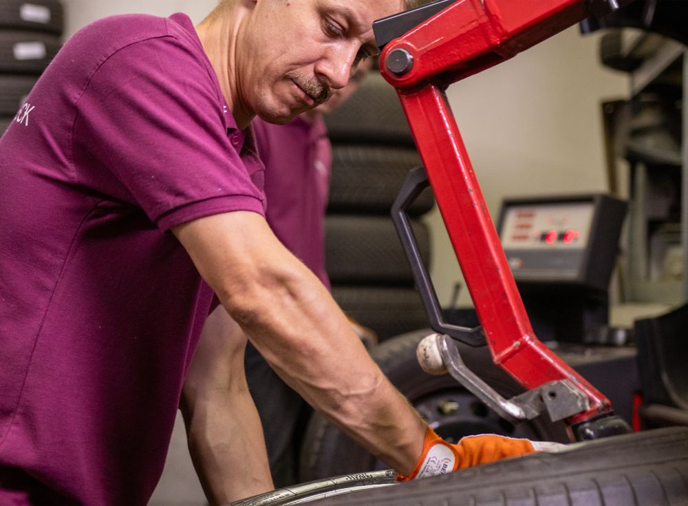 Bild vom Reifenwechsel